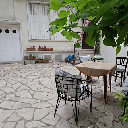 Break Moment In Paris By Metro 7 Apartment Aubervilliers